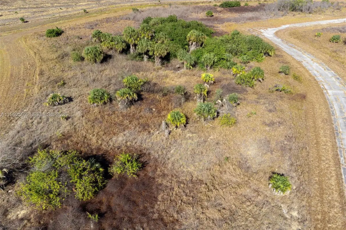 403 Boca Cir, Labelle, FL 33935 - Image #1