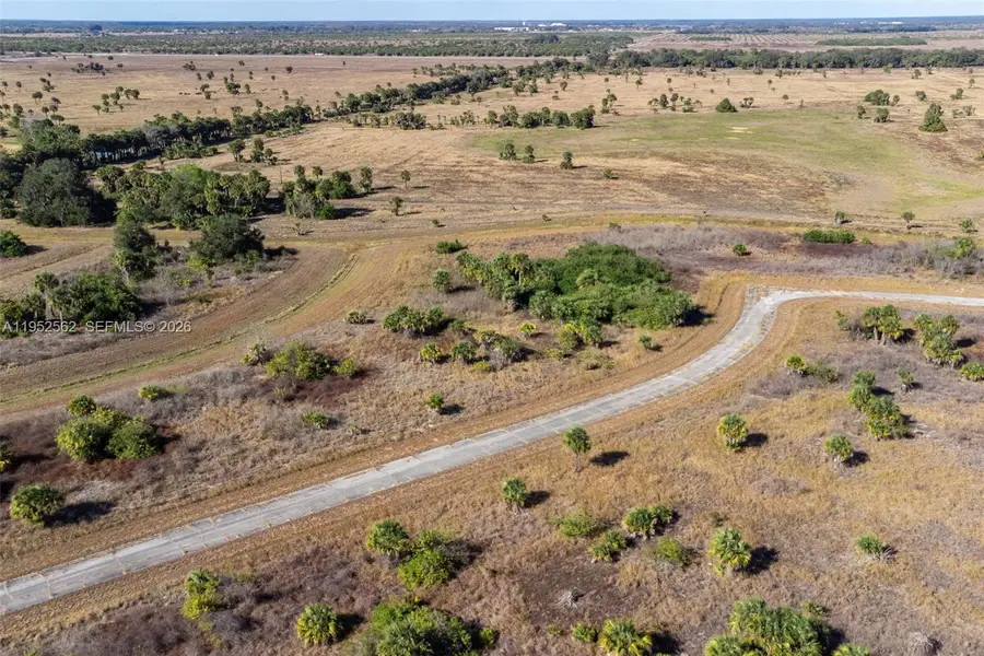 403 Boca Cir, Labelle, FL 33935 - Image #2