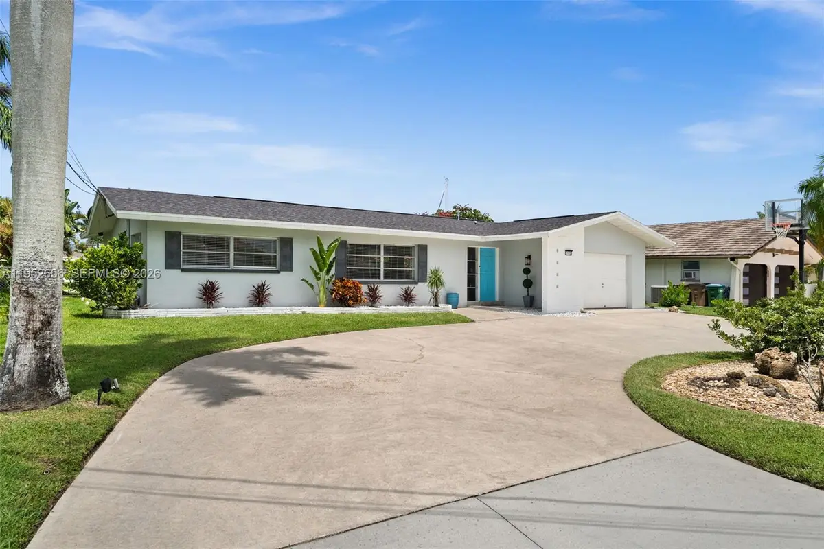 5122 SW 3rd Ave, Cape Coral, FL 33914 - #1