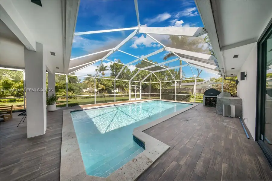 16900 SW 87th Ave, Palmetto Bay, FL 33157 - Image #2