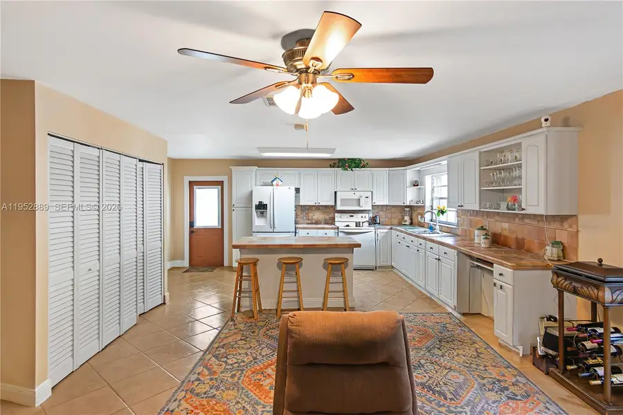 30323 SW 152nd Pl, Homestead, FL 33033 - Image #3