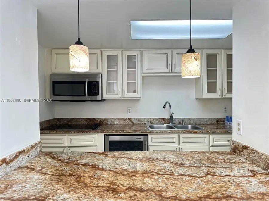 802 NW 87th Ave #315, Miami, FL 33172 - Image #3