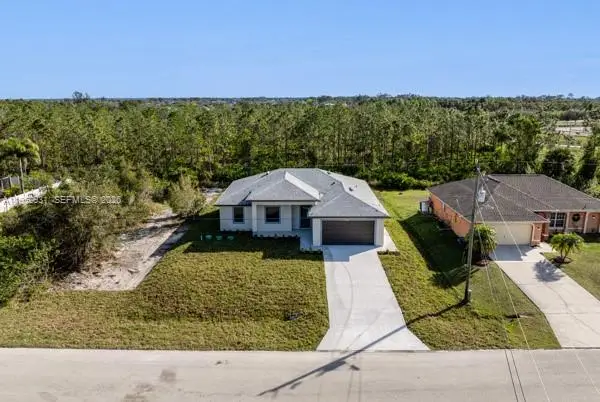 1024 Chauncey Av, Lehigh Acres, FL 33971 - #2