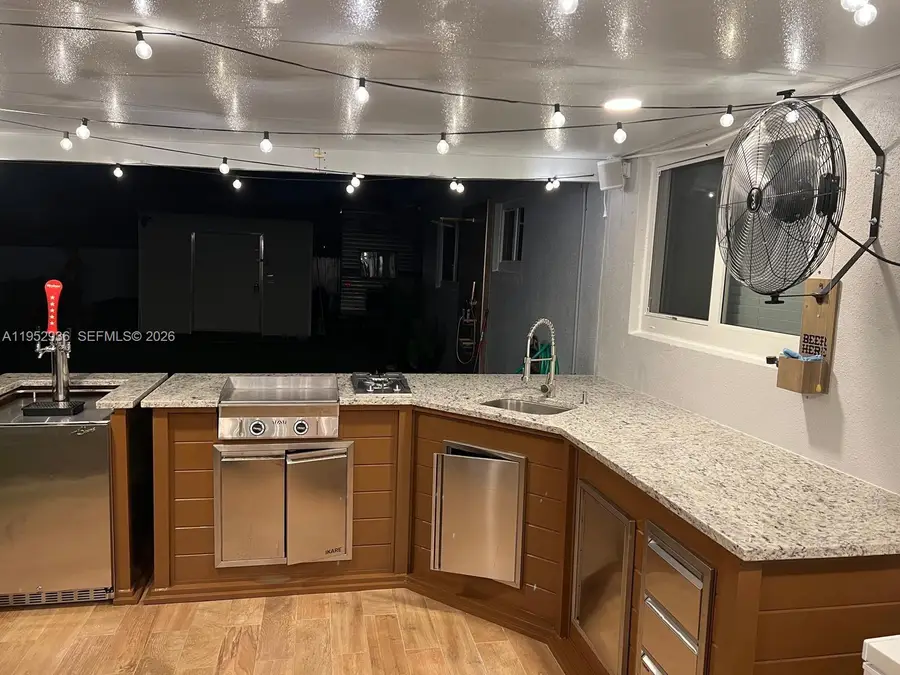 19500 SW 97th Pl, Cutler Bay, FL 33157 - Image #2