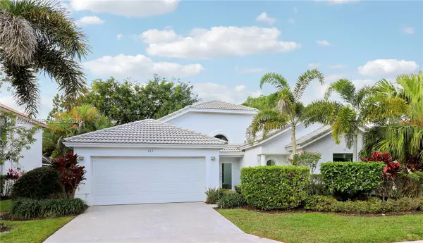 193 Bent Tree Dr, Palm Beach Gardens, FL 33418
