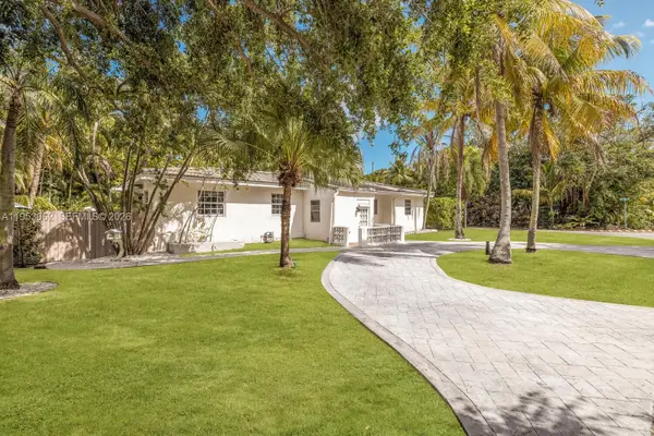 11803 NE 11 Ave, Biscayne Park, FL 33161