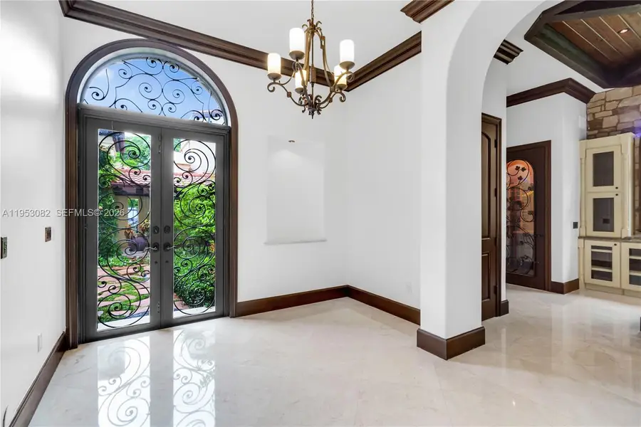 9801 SW 60th Ct, Pinecrest, FL 33156 - Image #3