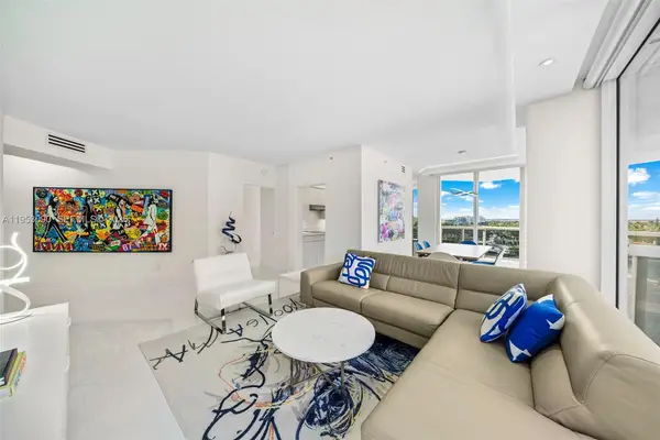 4779 Collins Ave #907, Miami Beach, FL 33140