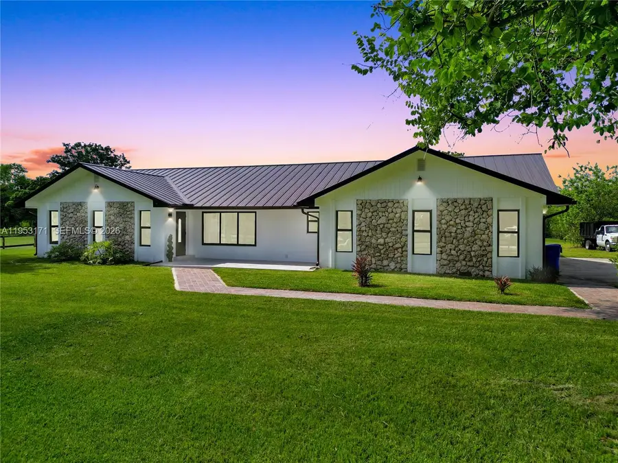 17680 SW 54th St, Southwest Ranches, FL 33331 - #2