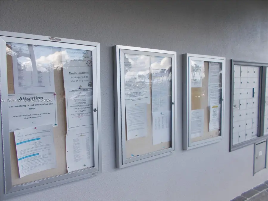 1400 SW 124th Ter #111Q, Pembroke Pines, FL 33027 - Image #3