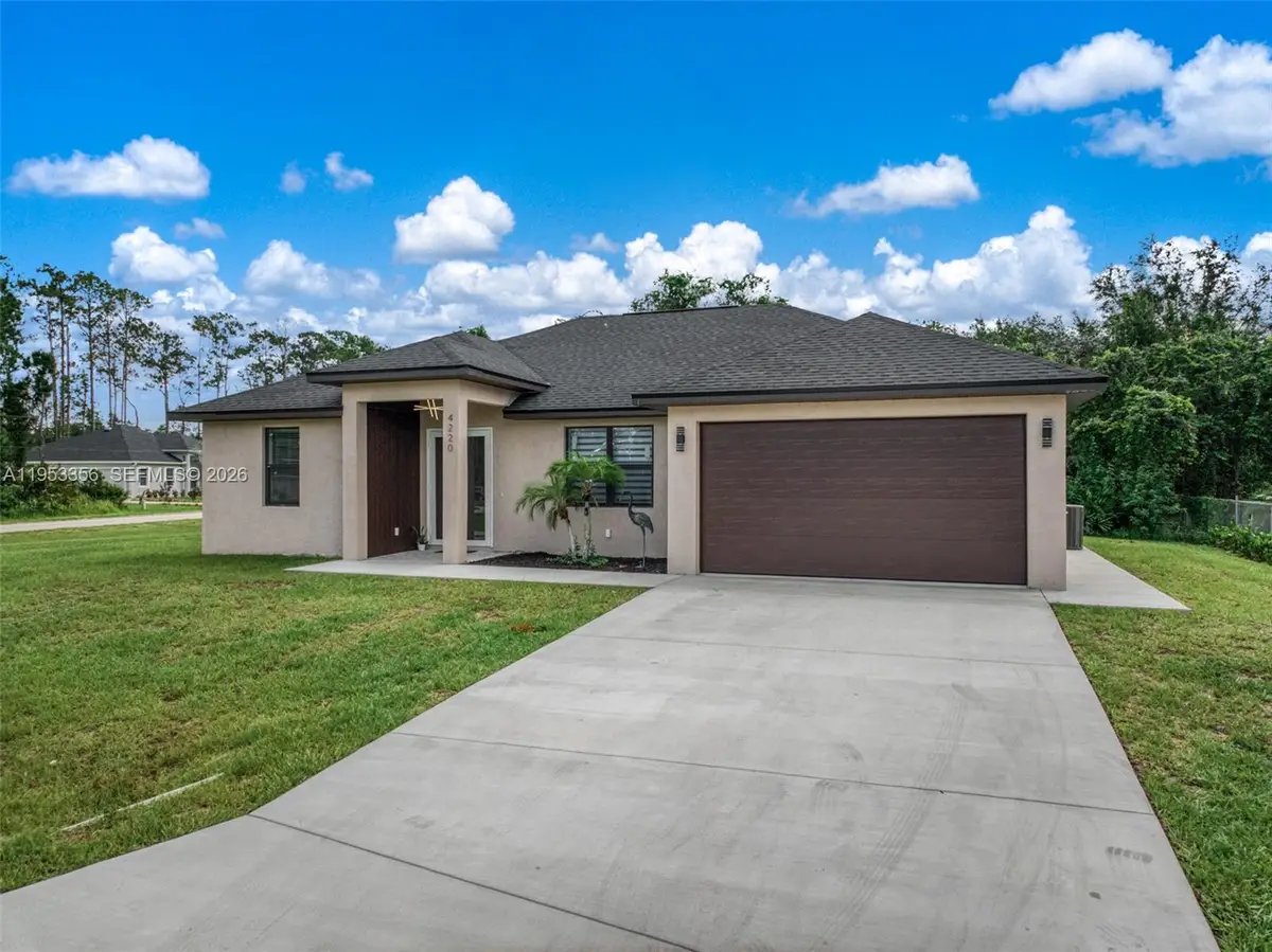 4220 Almeria Ave, Sebring, FL 33872 - #1