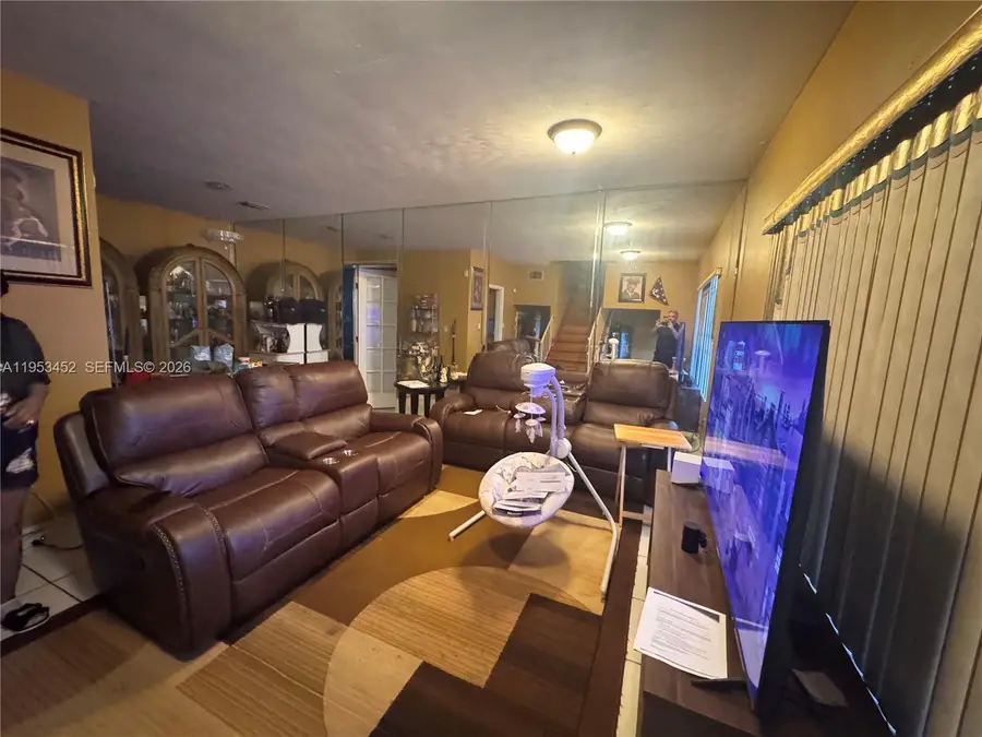 1600 W 32nd St, Riviera Beach, FL 33404 - Image #2