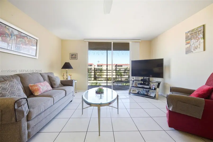 410 NW 68th Ave #401, Plantation, FL 33317 - #3