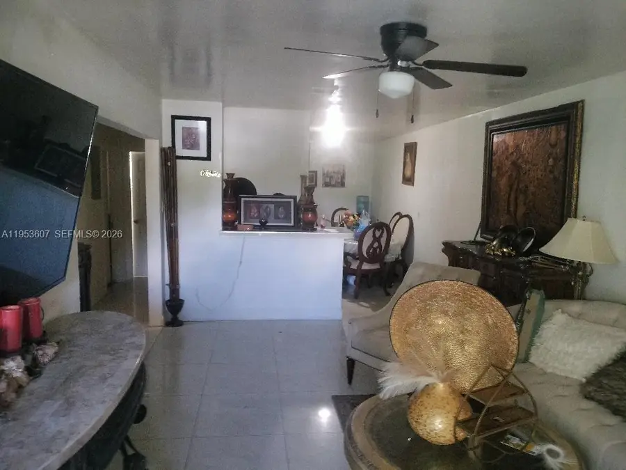 3206 SW 47th Ave, West Park, FL 33023 - Image #2