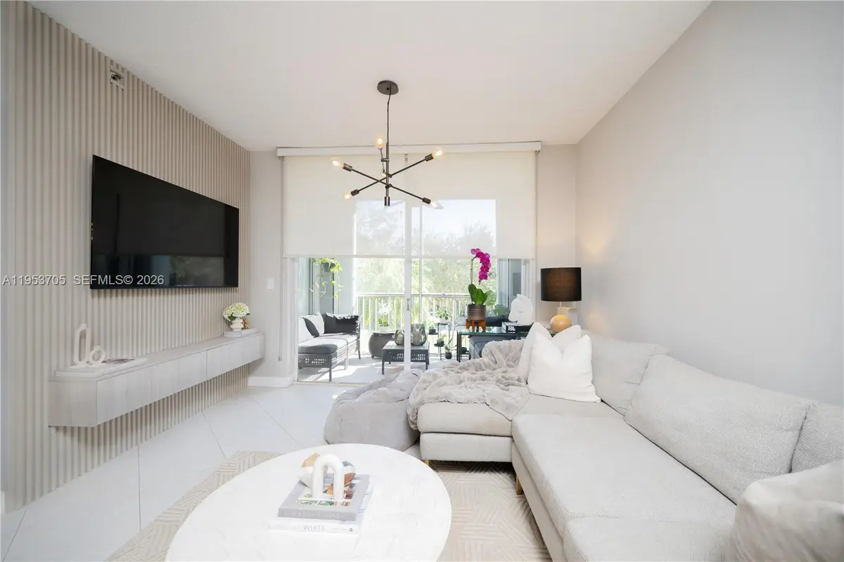 9725 NW 52nd St #215, Doral, FL 33178 - Image #1