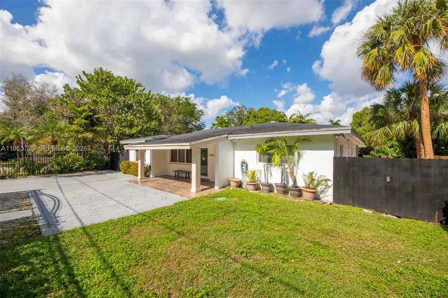 1765 NE 145th St, Miami, FL 33181 - Image #3