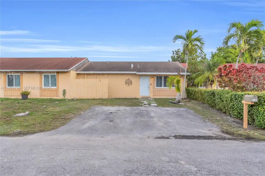 7197 SW 152nd Pl, Miami, FL 33193 - Image #3
