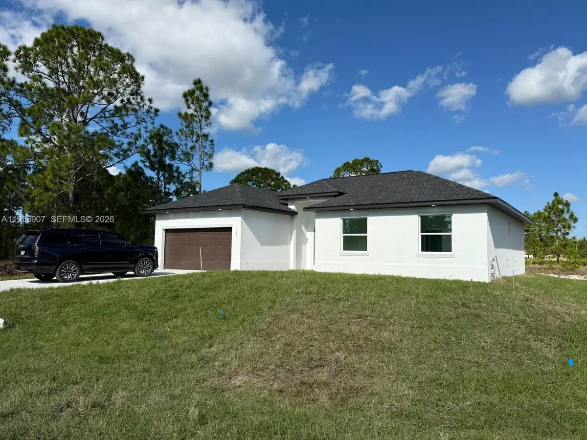 1121 Florence St E, Lehigh Acres, FL 33974 - Image #1
