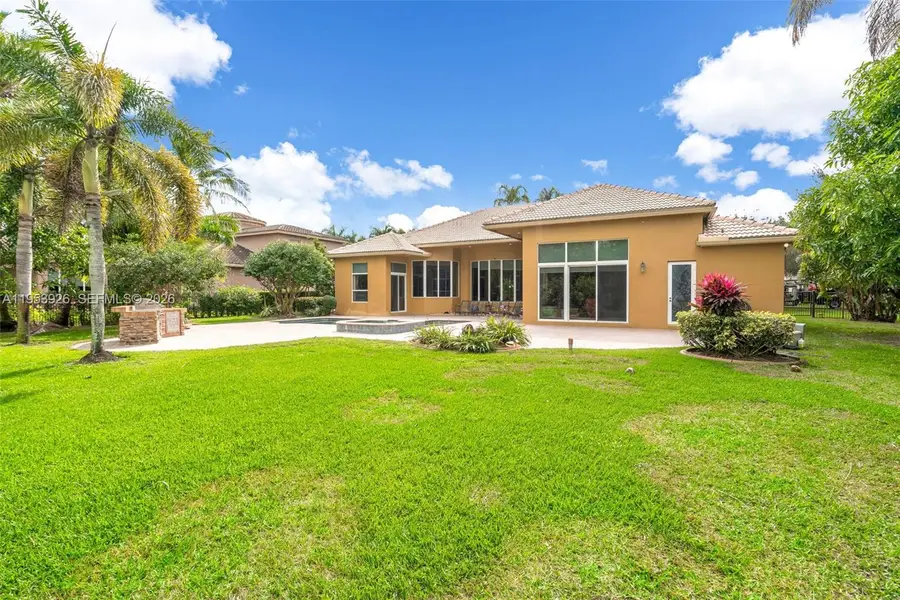 12861 Kapok Ln, Davie, FL 33330 - Image #3