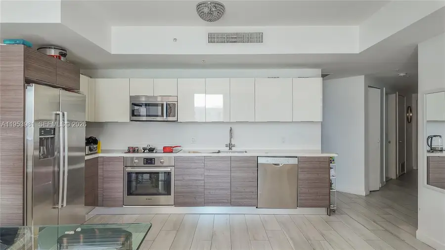 1010 SW 2nd Ave #1209, Miami, FL 33130 - Image #2