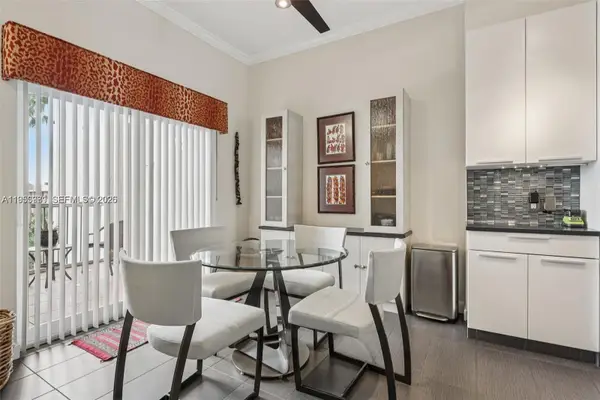 7694 Granville Dr #412E, Tamarac, FL 33321