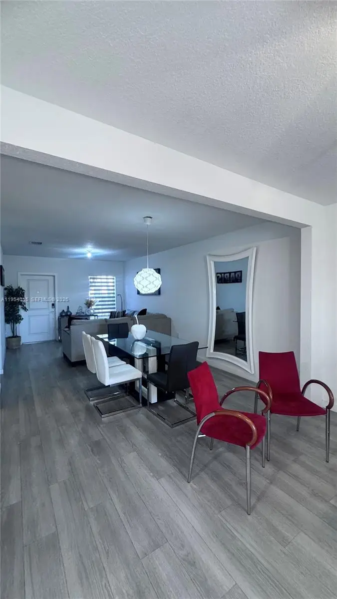 326 NE 5th Pl, Florida City, FL 33034 - Image #1