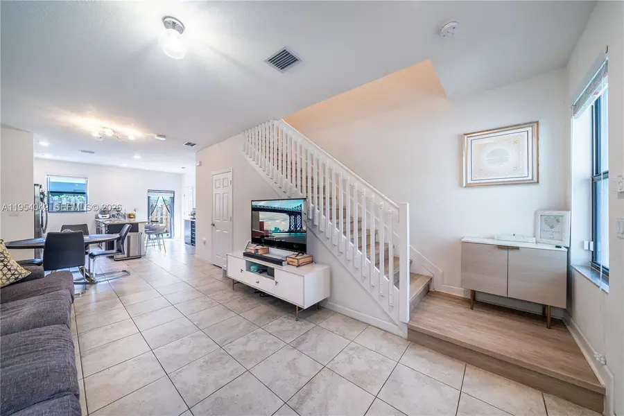 1540 SW 28th St, Fort Lauderdale, FL 33315 - Image #2