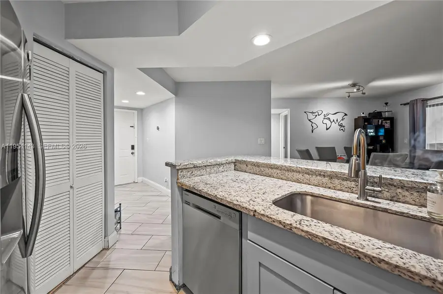 8058 NW 15th Mnr #8058, Plantation, FL 33322 - Image #3