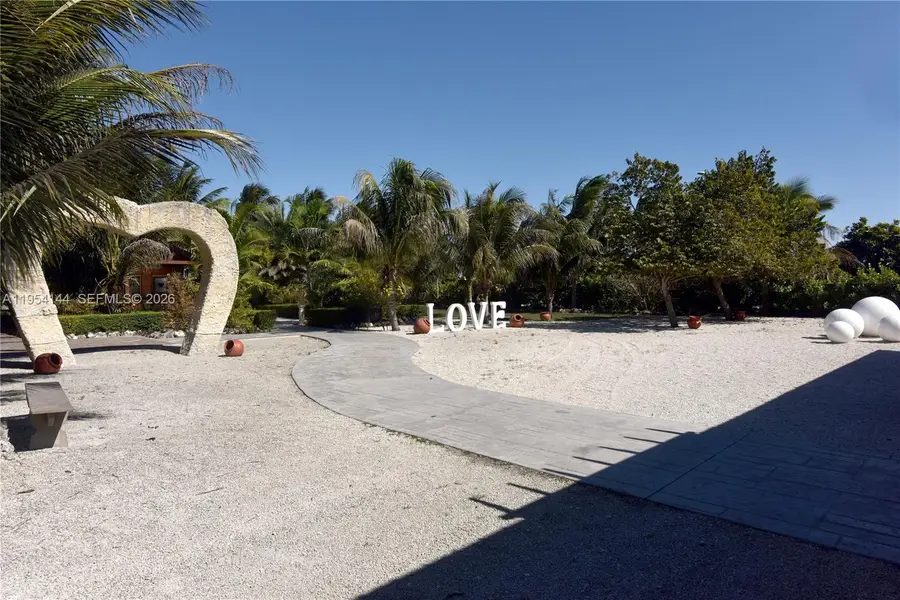 19651 SW 168th St, Miami, FL 33187 - #2