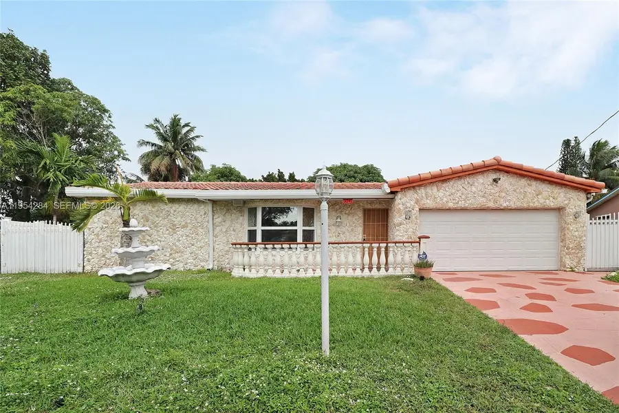 3241 NW 40th St, Lauderdale Lakes, FL 33309 - Image #3