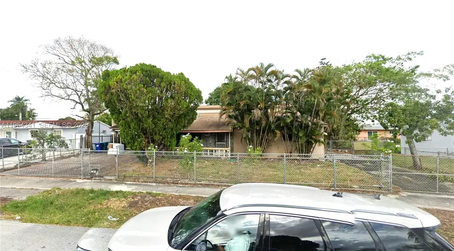 4231 NW 172nd Dr, Miami Gardens, FL 33055 - Image #2