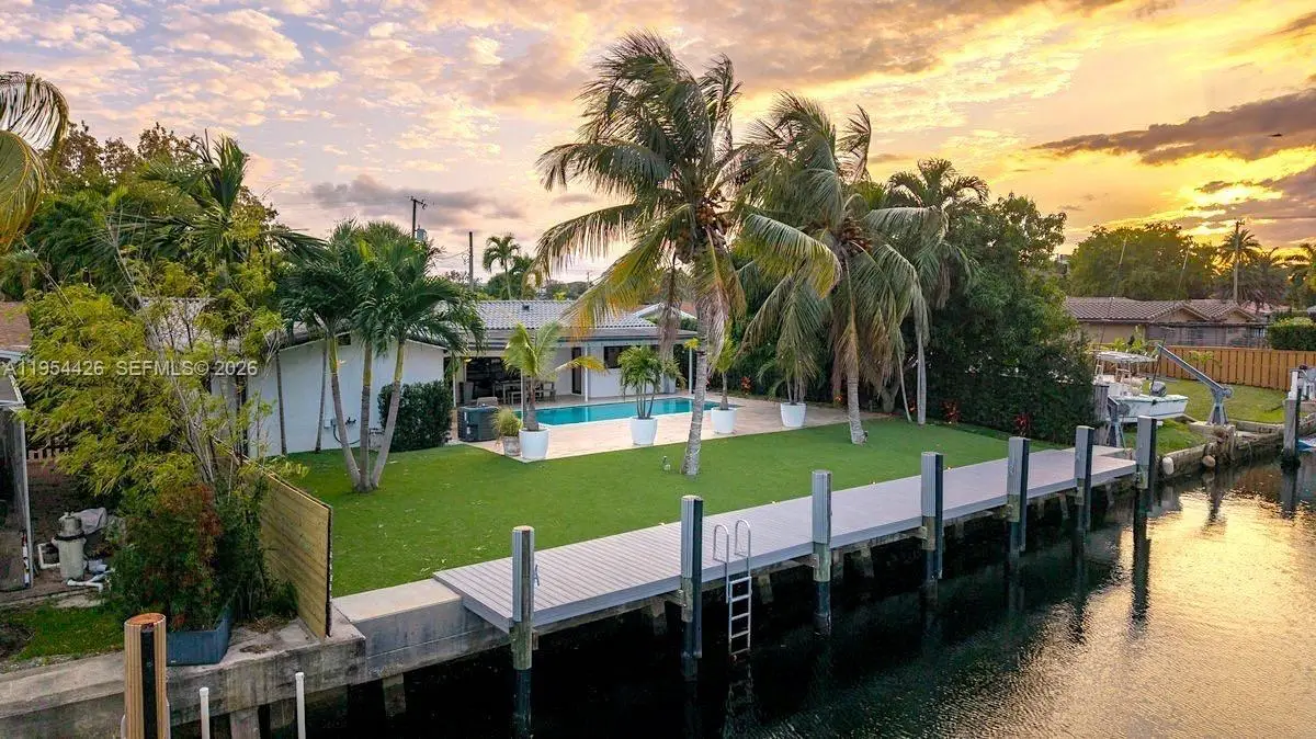 2305 Magnolia Dr, North Miami, FL 33181 - Image #1