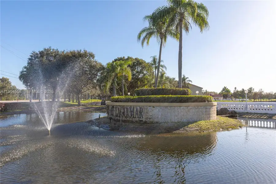 12760 Vista Isles Dr #711, Plantation, FL 33325 - Image #2
