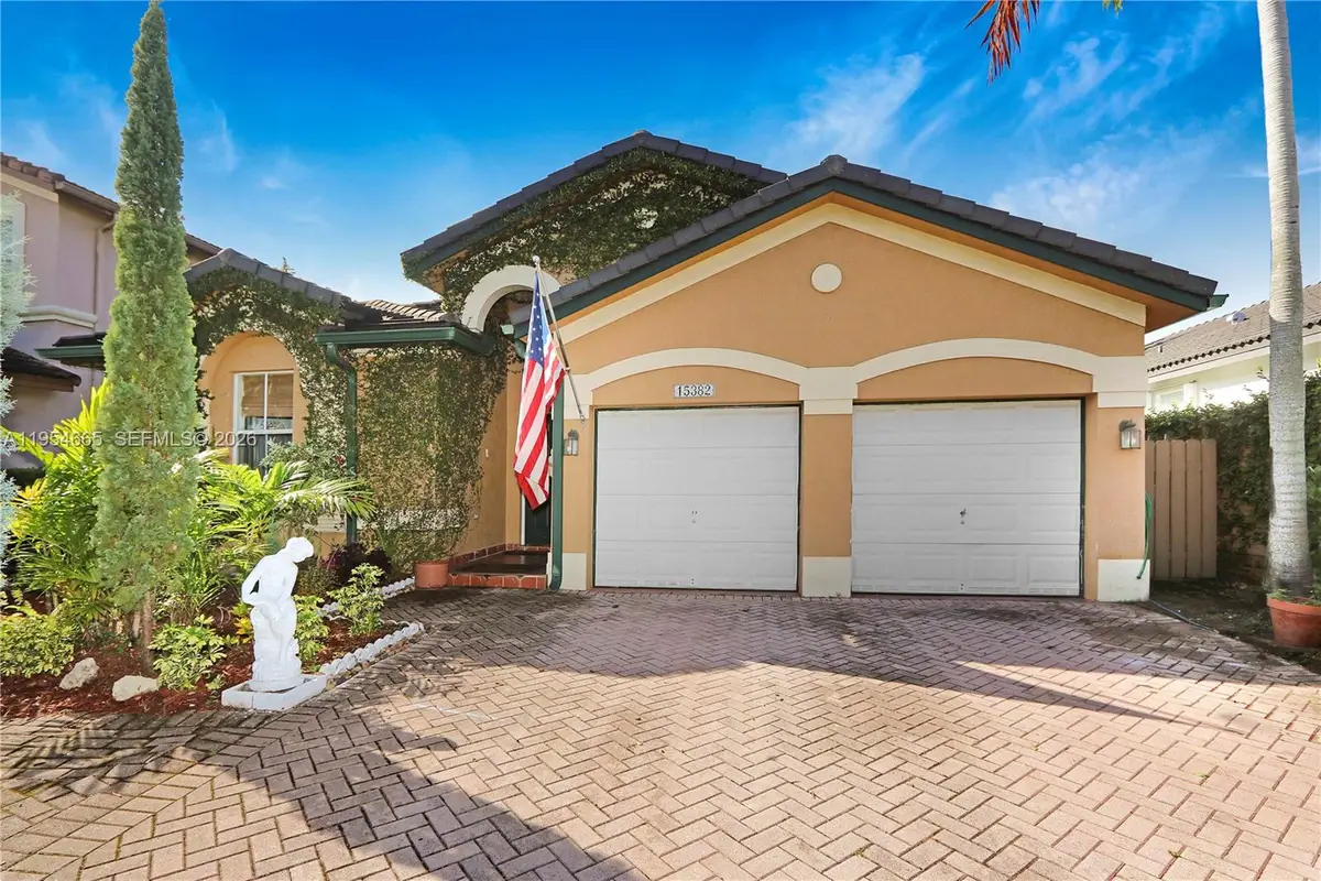 15382 SW 16th Ter, Miami, FL 33185 - Image #1