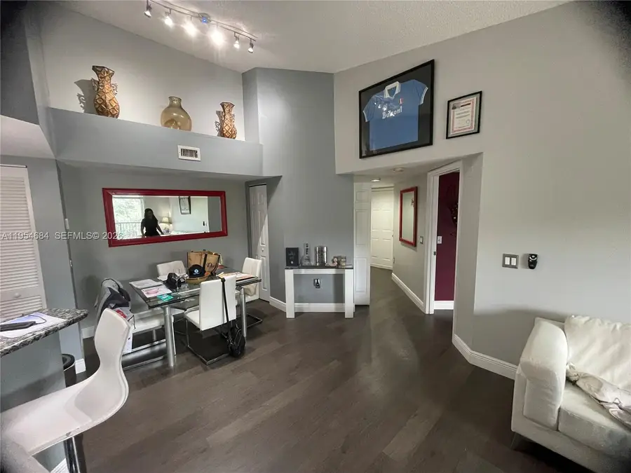 2039 SE 10th Ave #517, Fort Lauderdale, FL 33316 - Image #3