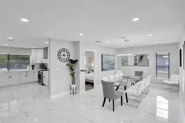 6 Little Harbor Way, Deerfield Beach, FL 33441