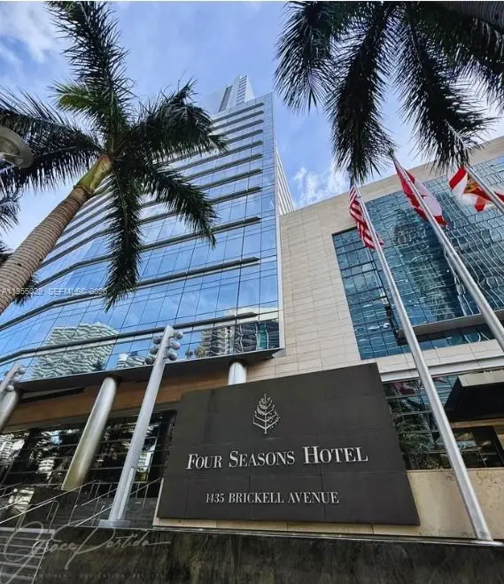 1435 Brickell Ave #3508, Miami, FL 33131