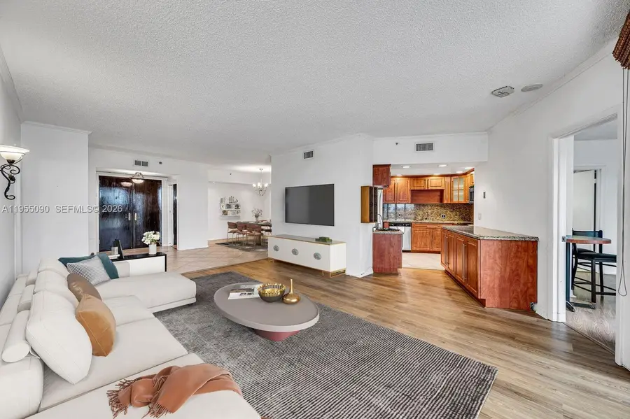 20281 E Country Club Dr #210, Aventura, FL 33180 - #3