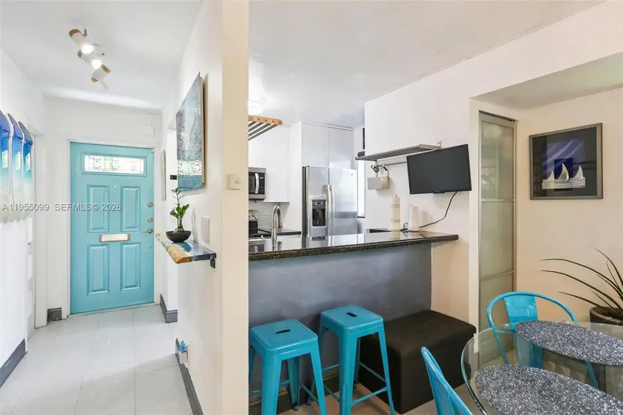 2593 Trapp Ave #3, Miami, FL 33133 - Image #2