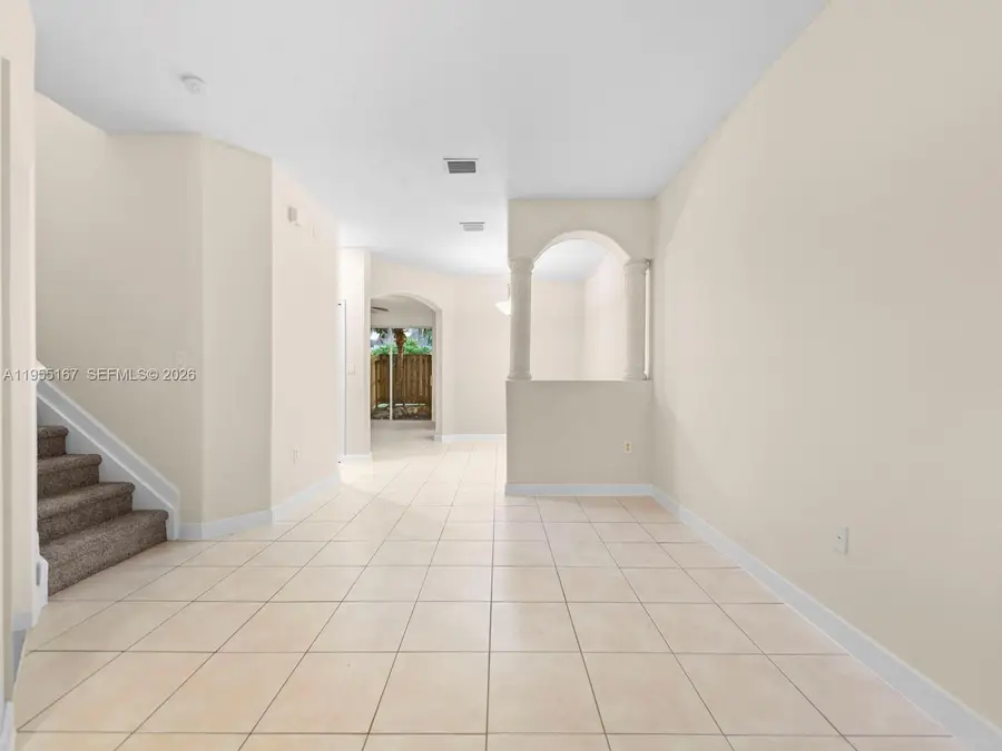 2534 SE 15th Ct, Homestead, FL 33035 - Image #2