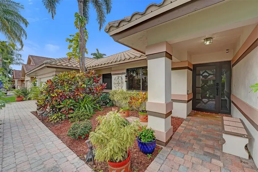 3187 Beechberry Cir, Davie, FL 33328 - #2