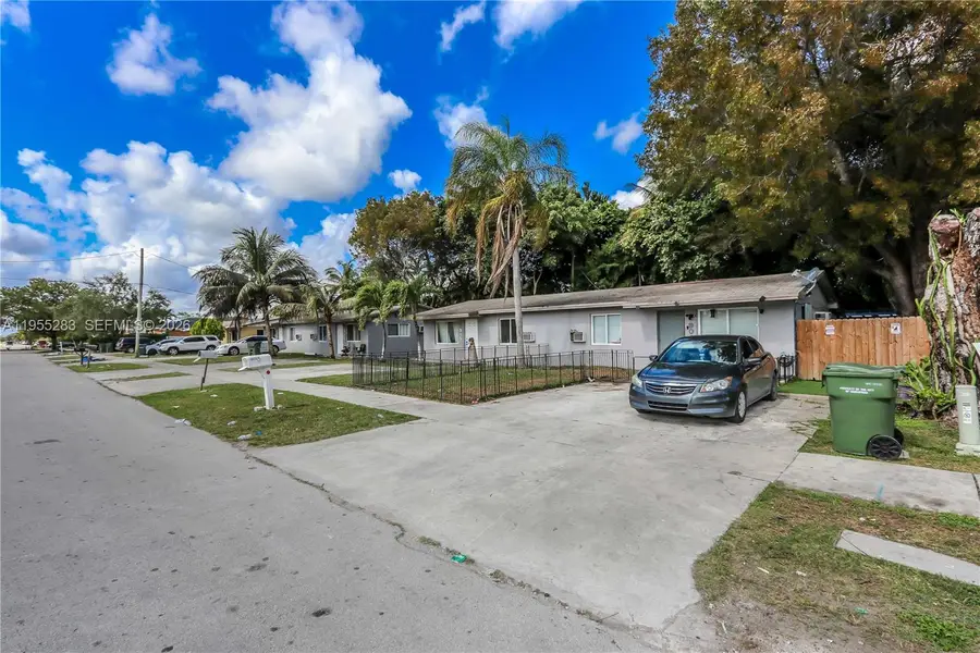 901 NW 11th St, Homestead, FL 33030 - Image #2
