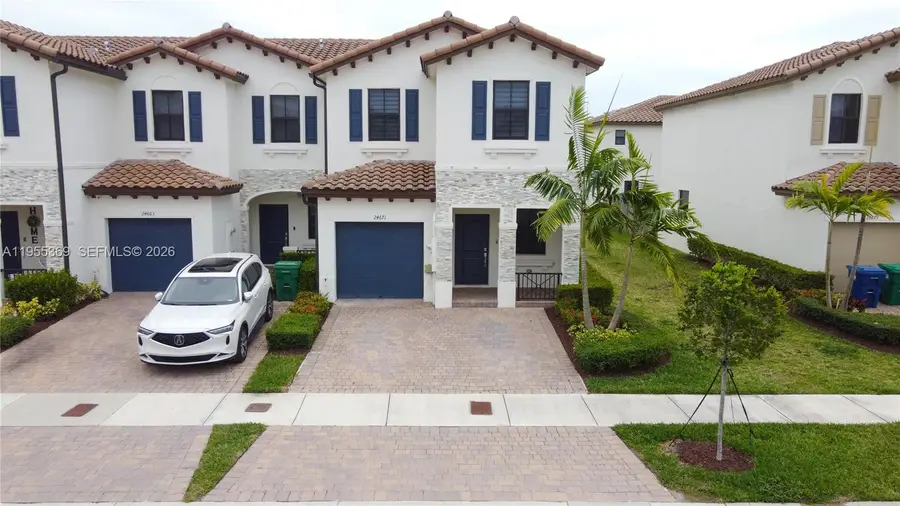 24671 SW 119th Pl, Homestead, FL 33032 - Image #2