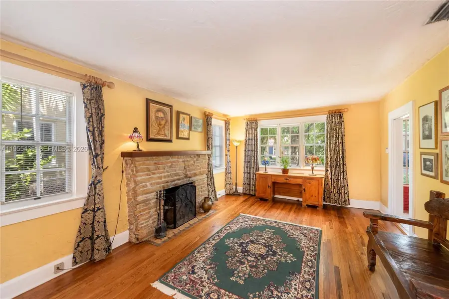 1256 Algeria Ave, Coral Gables, FL 33134 - #3