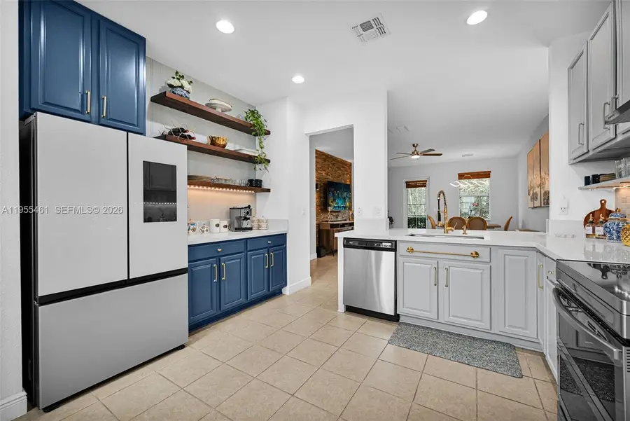 2666 SW 118th Rd, Miramar, FL 33025 - Image #2