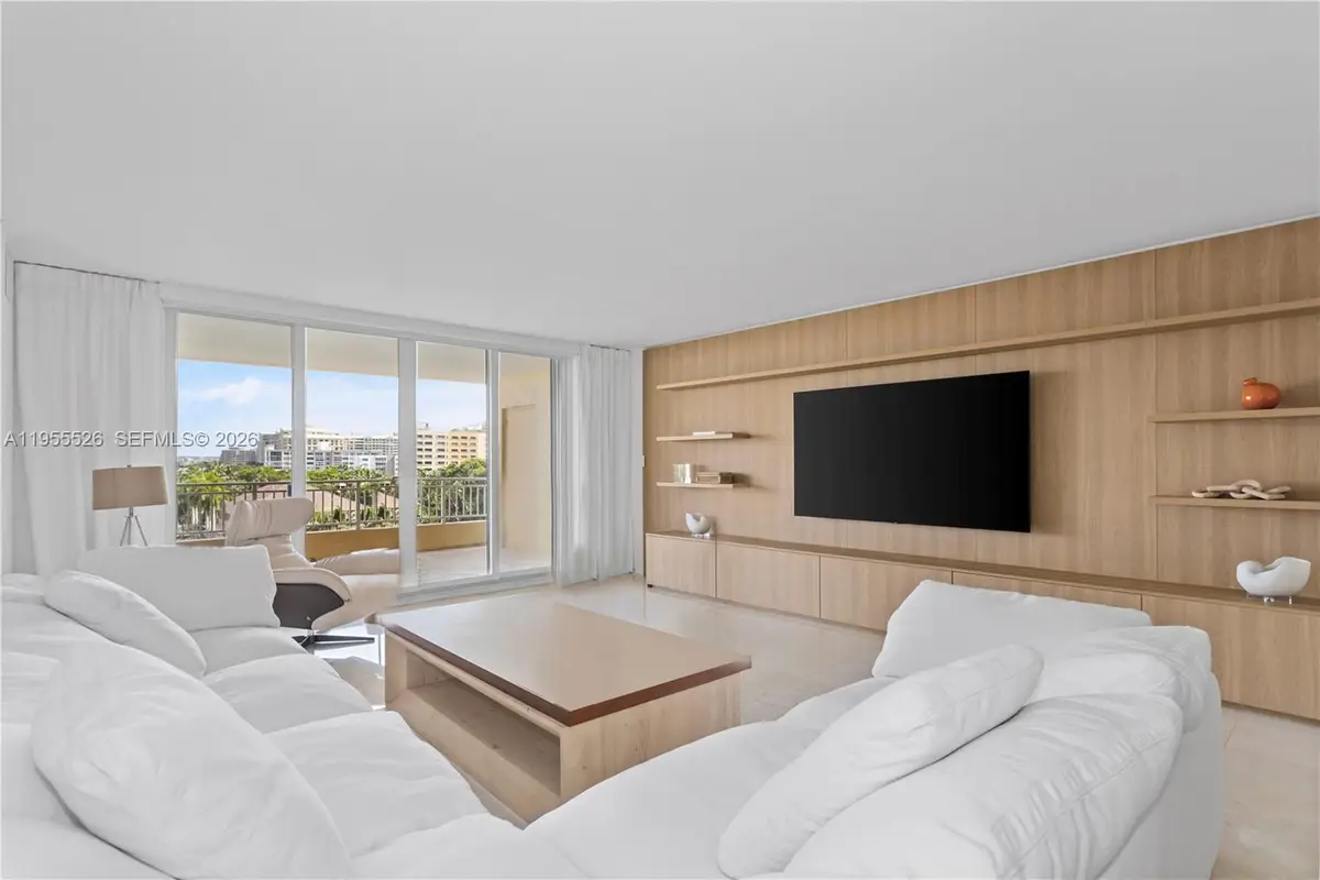 765 Crandon Blvd #506, Key Biscayne, FL 33149 - Image #1