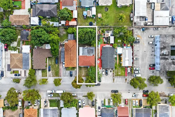 42 E 16th St, Hialeah, FL 33010