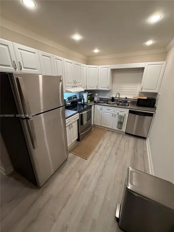 7765 SW 86th St #F2-112, Miami, FL 33143