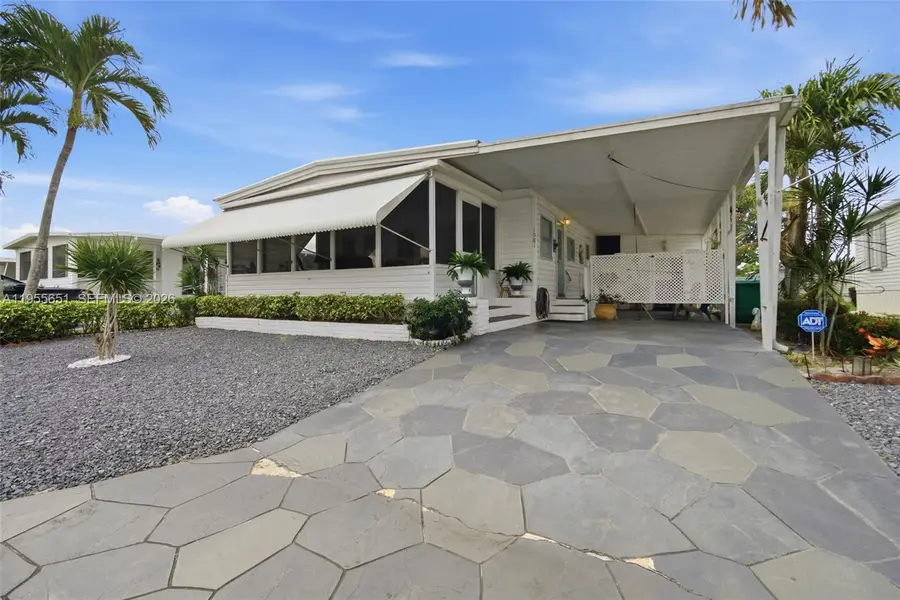 1981 SW 83rd Ave, Davie, FL 33324 - Image #3