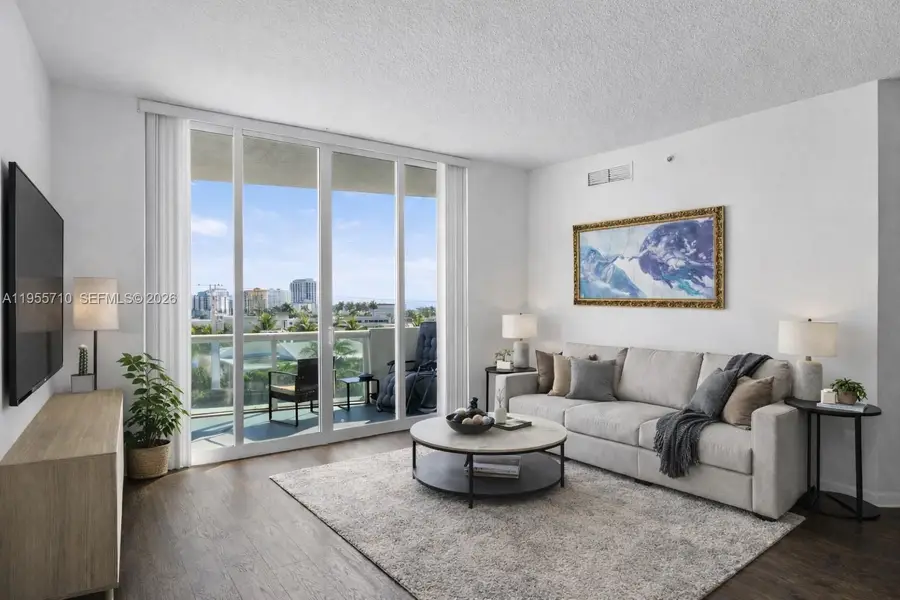 7910 Harbor Island Dr #402, North Bay Village, FL 33141 - Image #2